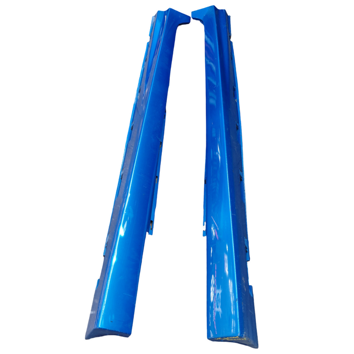 Da2-474 - VE SS Holden Commodore Sedan - Sideskirts Set - Perfect Blue #824T
