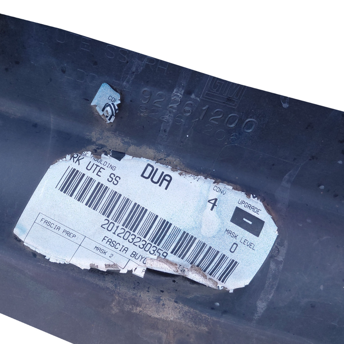 Da2-475 - VF SS Holden Commodore Ute - Sideskirts Set - Chlorophorm ???
