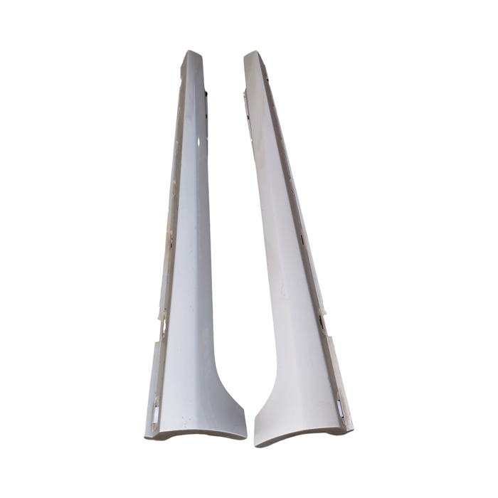 Da2-483 - VE Holden Commodore Sedan - Sideskirts Set - Herron White #679F