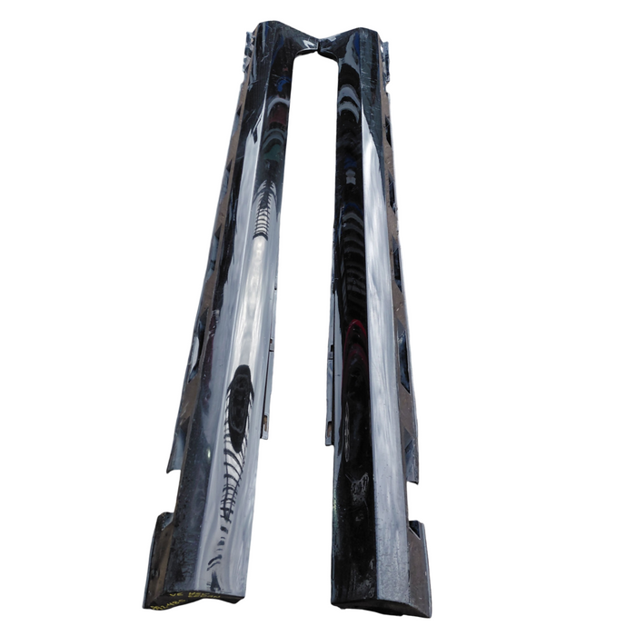 Da2-485 - VE HSV Holden Commodore Sedan - Sideskirts Set - Phantom Black #690F