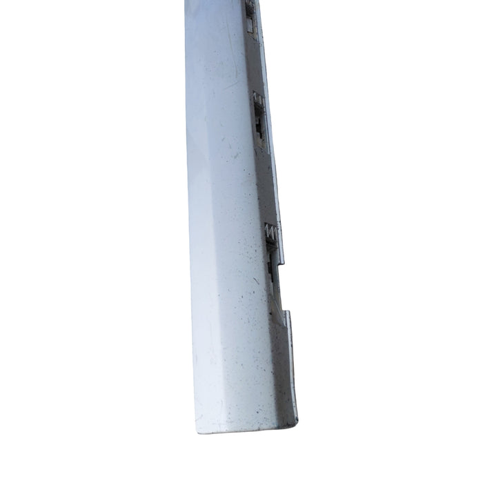 Da2-480 - VE Berlina Holden Commodore Sedan - Sideskirts Set - Herron White #679F