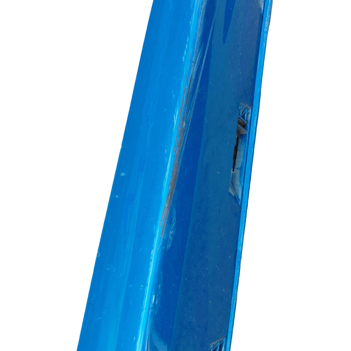 Da2-493 - VF SS Holden Commodore Sedan - Sideskirts Set - Perfect Blue #824T