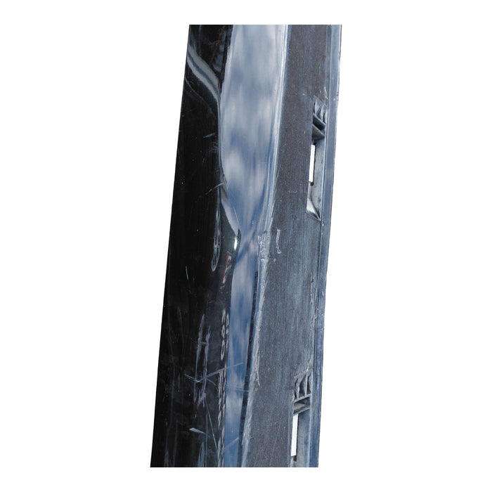 Da2-497 - WN Holden Caprice - Sideskirts Set - Phantom Black #690F