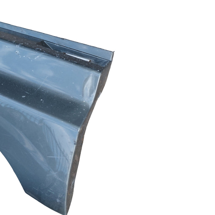 Da2-498 - VE SS Holden Commodore Sedan - Sideskirts Set - Alto Grey #144S