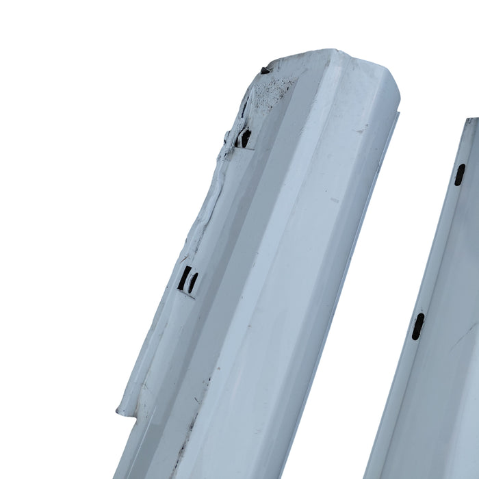 Da2-509 - VZ SS Holden Commodore Ute - Sideskirts Set - Herron White #679F