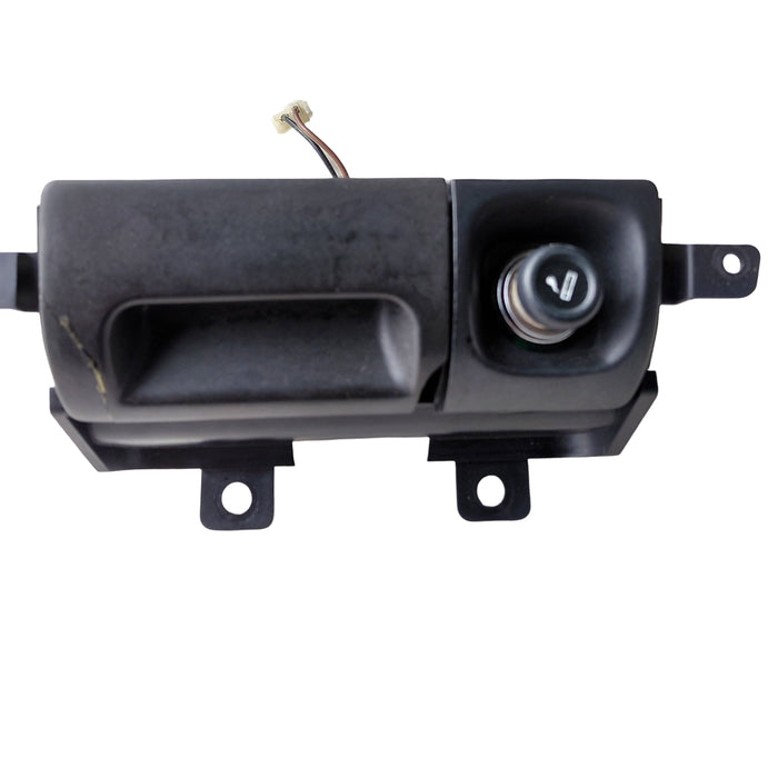 EX003 - VT Holden Calais - Ashtray and Lighter (Smoker's Pack)