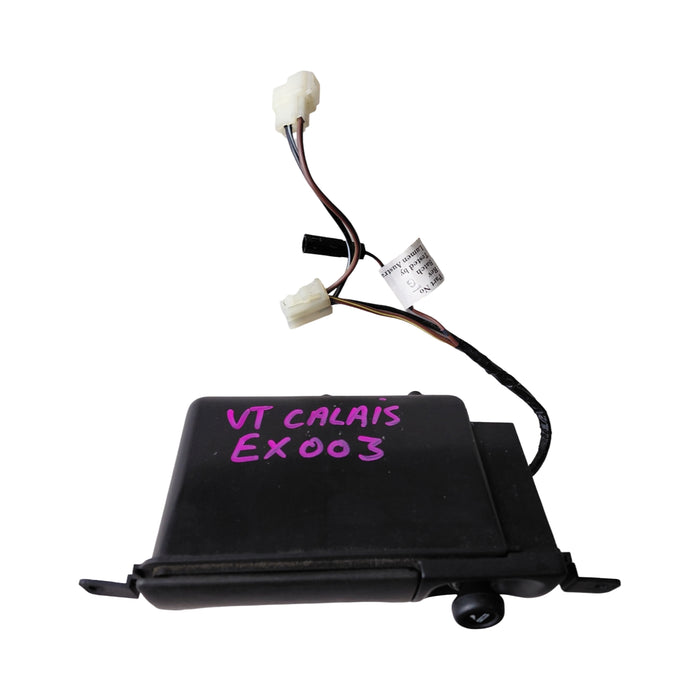 EX003 - VT Holden Calais - Ashtray and Lighter (Smoker's Pack)