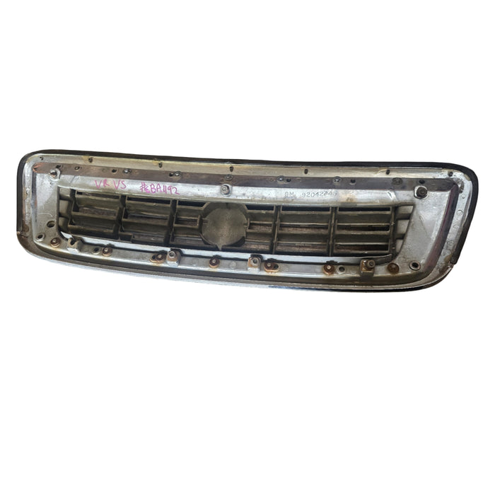 BA492 - VR / VS Holden Statesman  - Chrome Front Grille with Badge