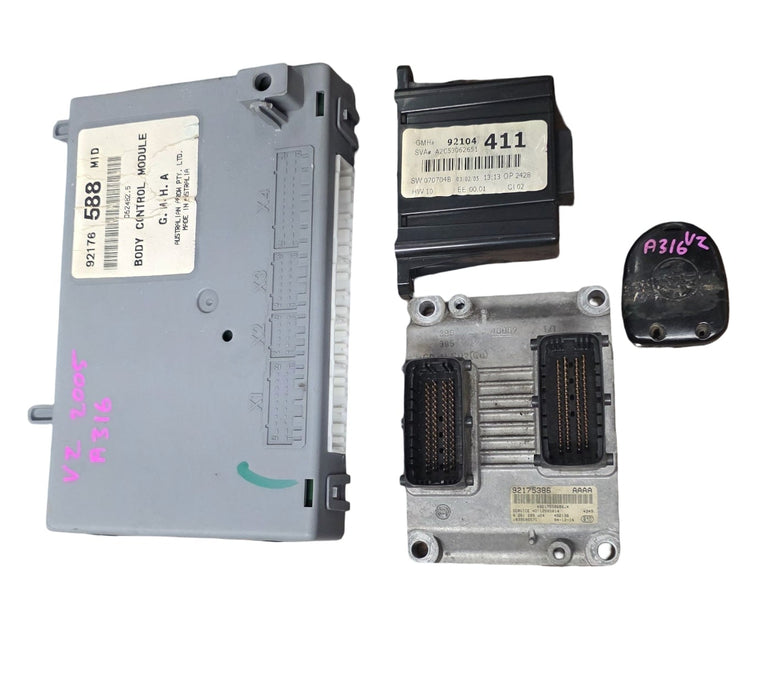 a316 - VZ Holden Commodore Feb/2005 V6 Auto - Computer Set (PARTS ONLY)
