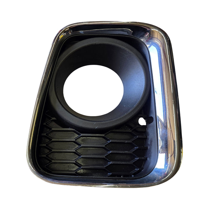 SW001 - VE SS / SSV Holden Commodore Series II - Fog light Bezels with Chrome Trim GENUINE