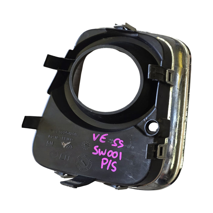 SW001 - VE SS / SSV Holden Commodore Series II - Fog light Bezels with Chrome Trim GENUINE