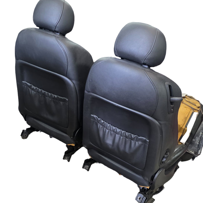 CV8 Holden Monaro Coupe - Front Seats Leather with Memory Buttons and Flip Forward Function