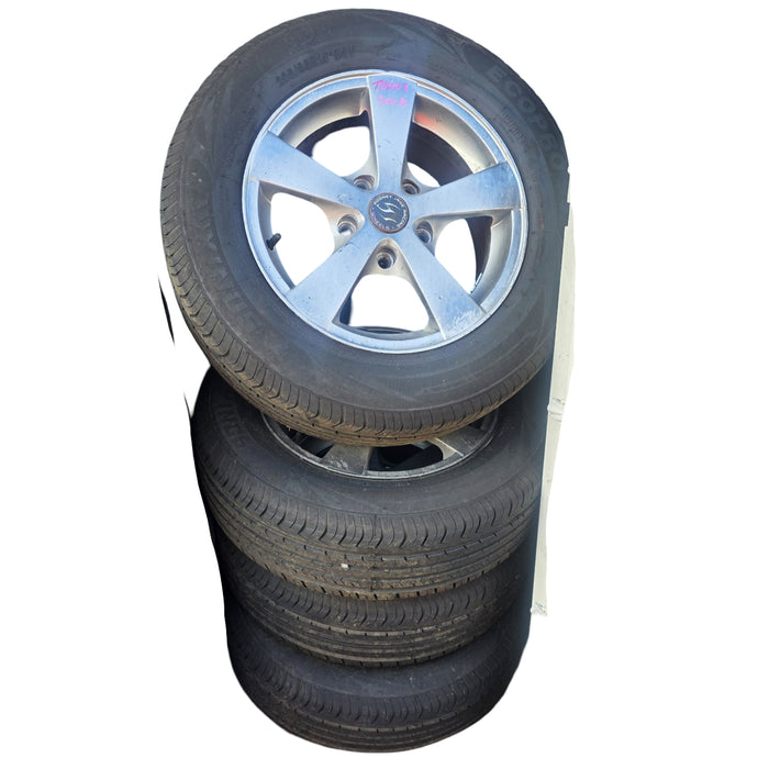 td001 - 15" Alloy Wheels suitable for Holden Commodore (set of 4)