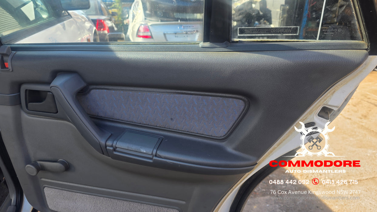 EX015 - VS SI Holden Commodore Sedan - Rear Door Ash Tray - TRIM #15i