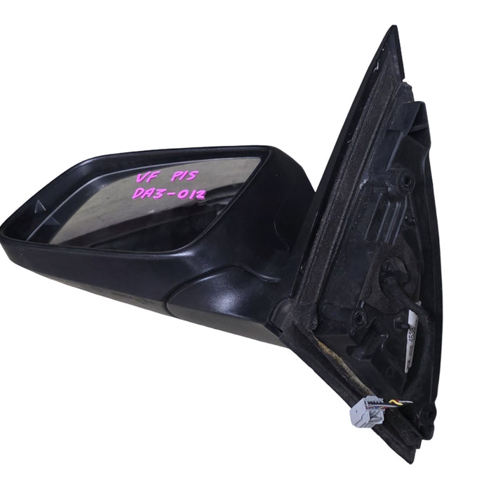 Da3-012 - VF Holden Commodore - Passenger Side Mirror - Herron White #679F
