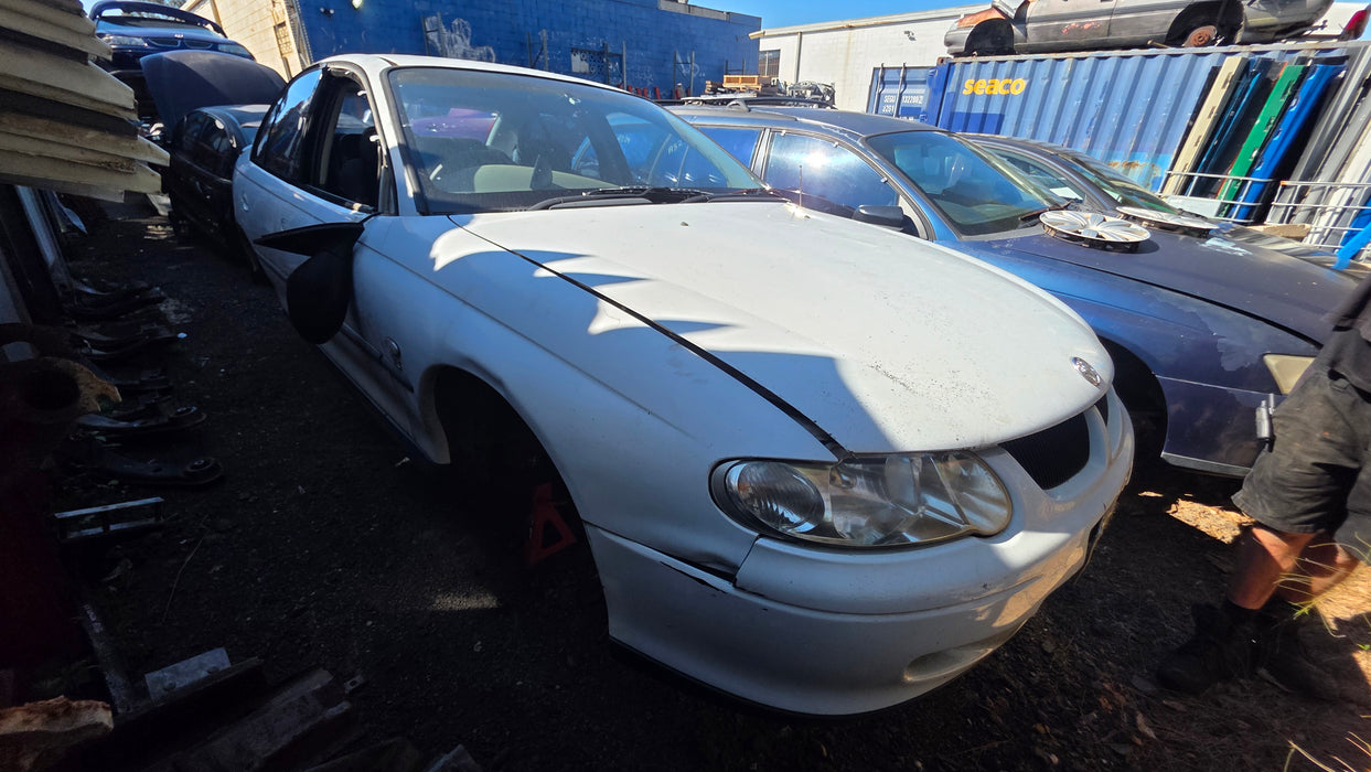 A340 - VX Holden Commodore Sedan Heron White #J073 V6 Auto