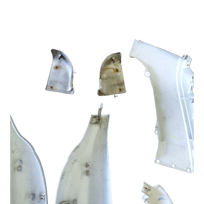 EX015 - VZ Holden One Tonner Utility - Sailplane Set (x9 PIECE) - HERON WHITE #679F