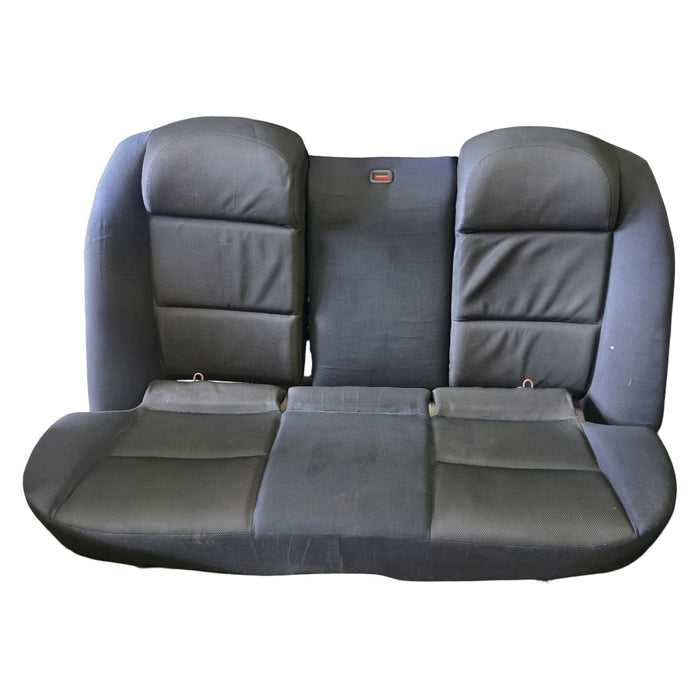 a345 - VZ SV6 Holden Commodore Sedan - Seats (Front and Rear)