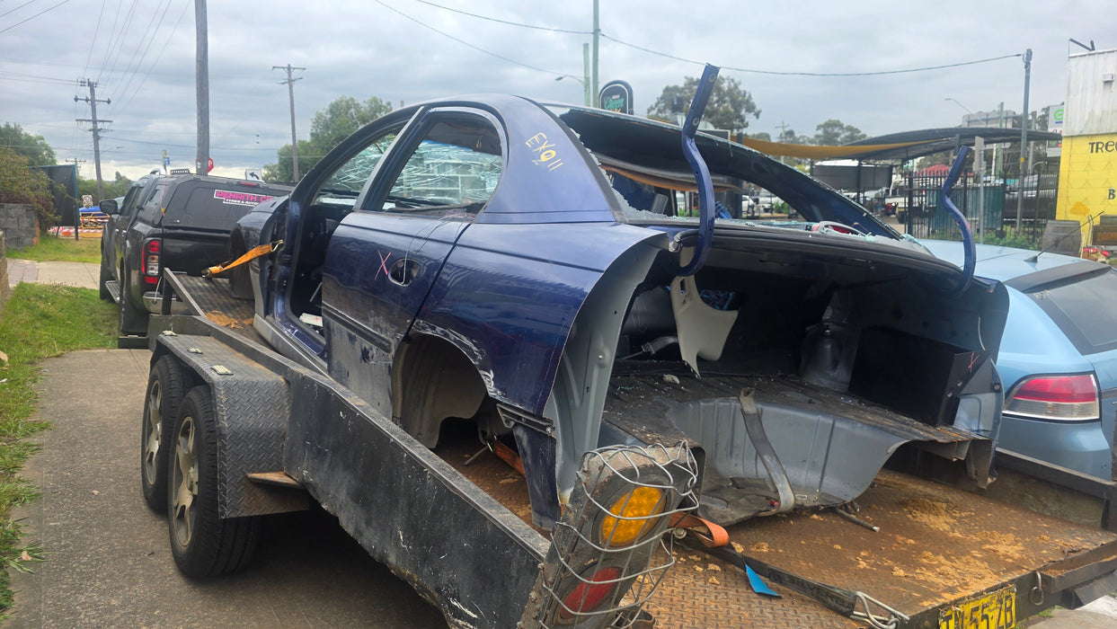 A343 - VT Holden Commodore Calais - Chrome Gutter Mold / Drip Molds (pair)