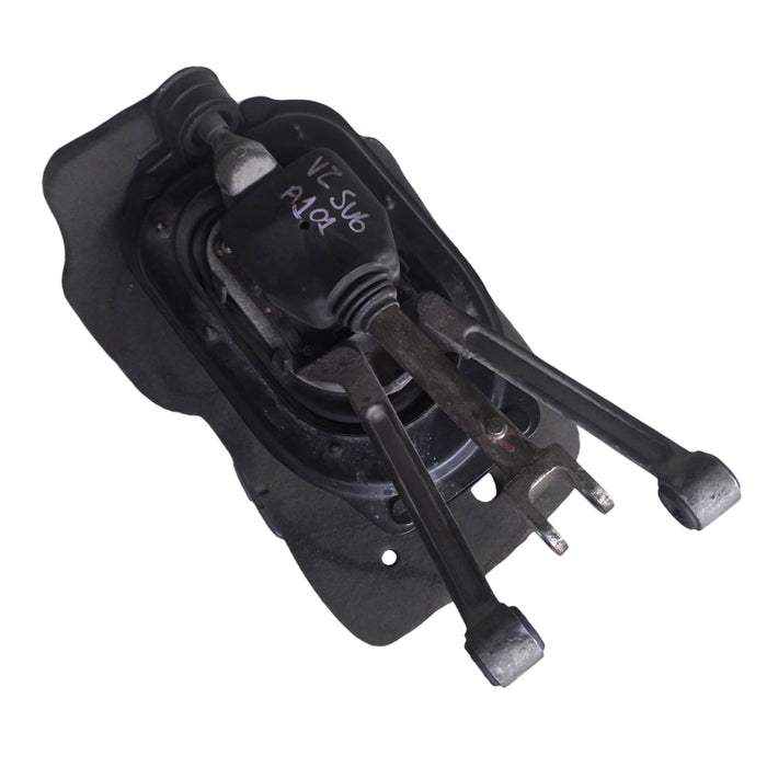 A101 - VZ Holden Commodore Sedan - Manual Gear Shifter 6spd MV5 with Linkage Arms