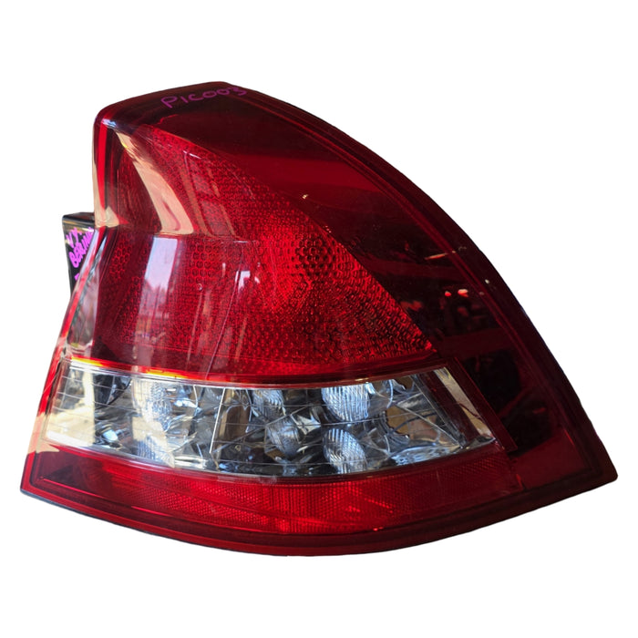 Pic003 - VY Holden Commodore Berlina - Driver's Side Taillight