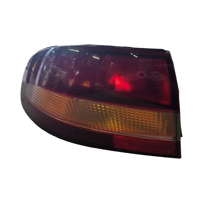 Eb224 - VT Series I Holden Commodore Sedan - Passenger Side Taillight