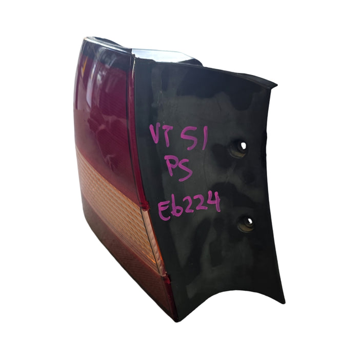 Eb224 - VT Series I Holden Commodore Sedan - Passenger Side Taillight