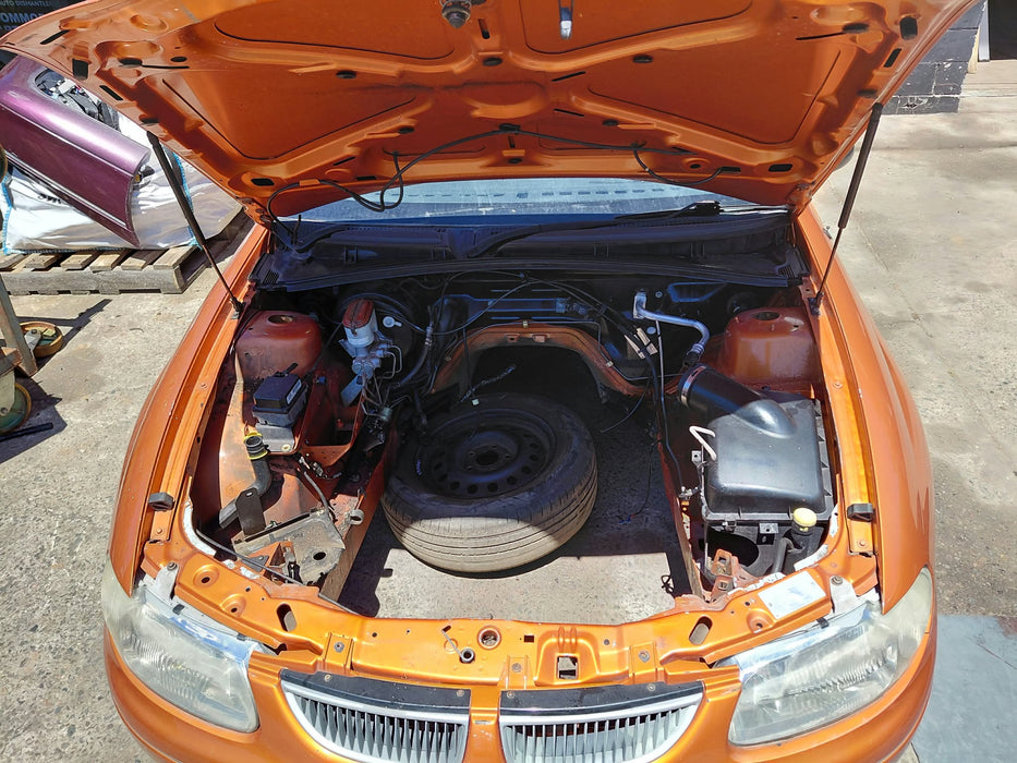 Now In Stock #a352 VT Holden Commodore Series II  V6 Auto Tiger Mica  #E043