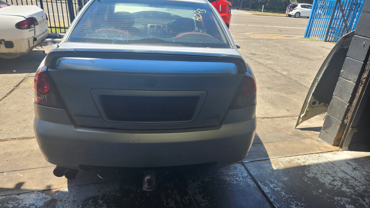 A093 Vz Sv8 Holden Commodore Sedan - Drivers side Taillight