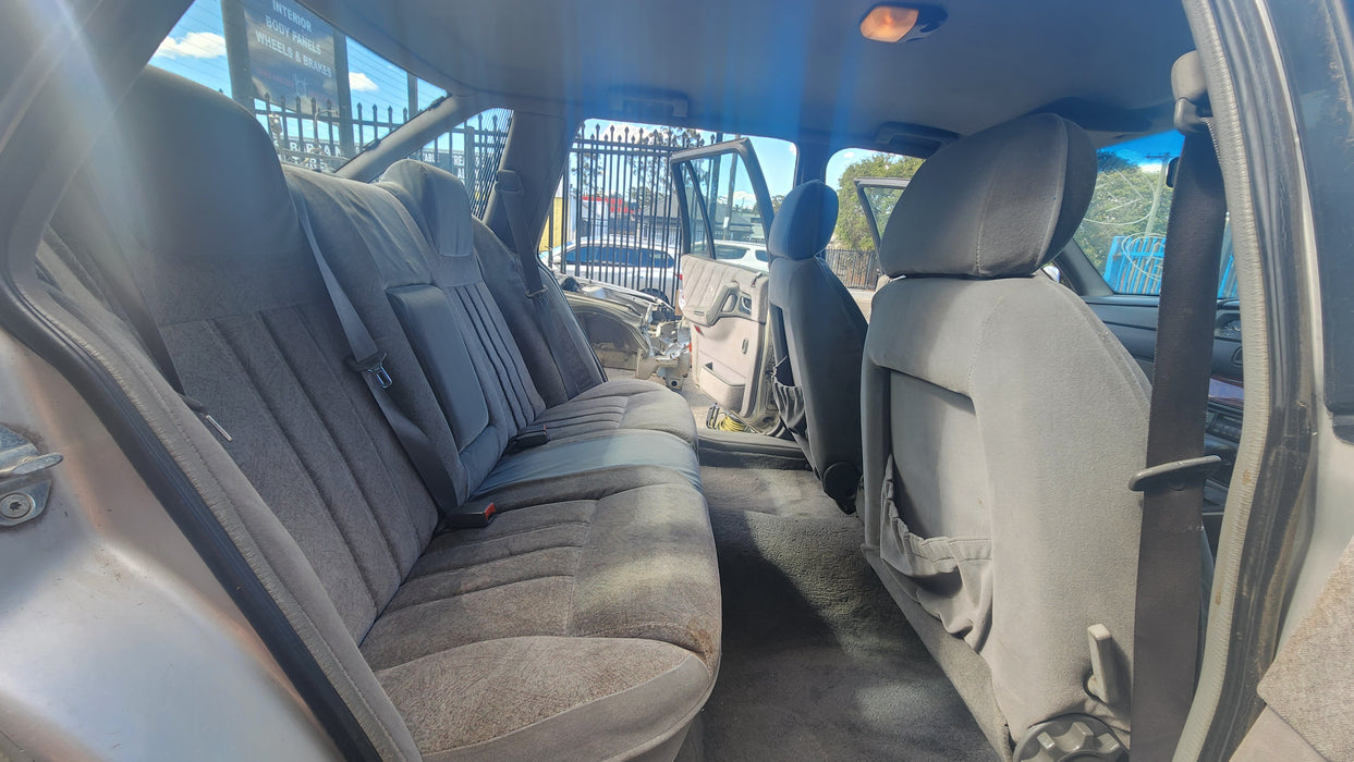 A089 - VS STATESMAN - Rear Seats