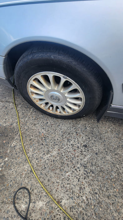 A089 - VS Holden Statesman - Wheels/Tyres (SET x5) 215/60R16