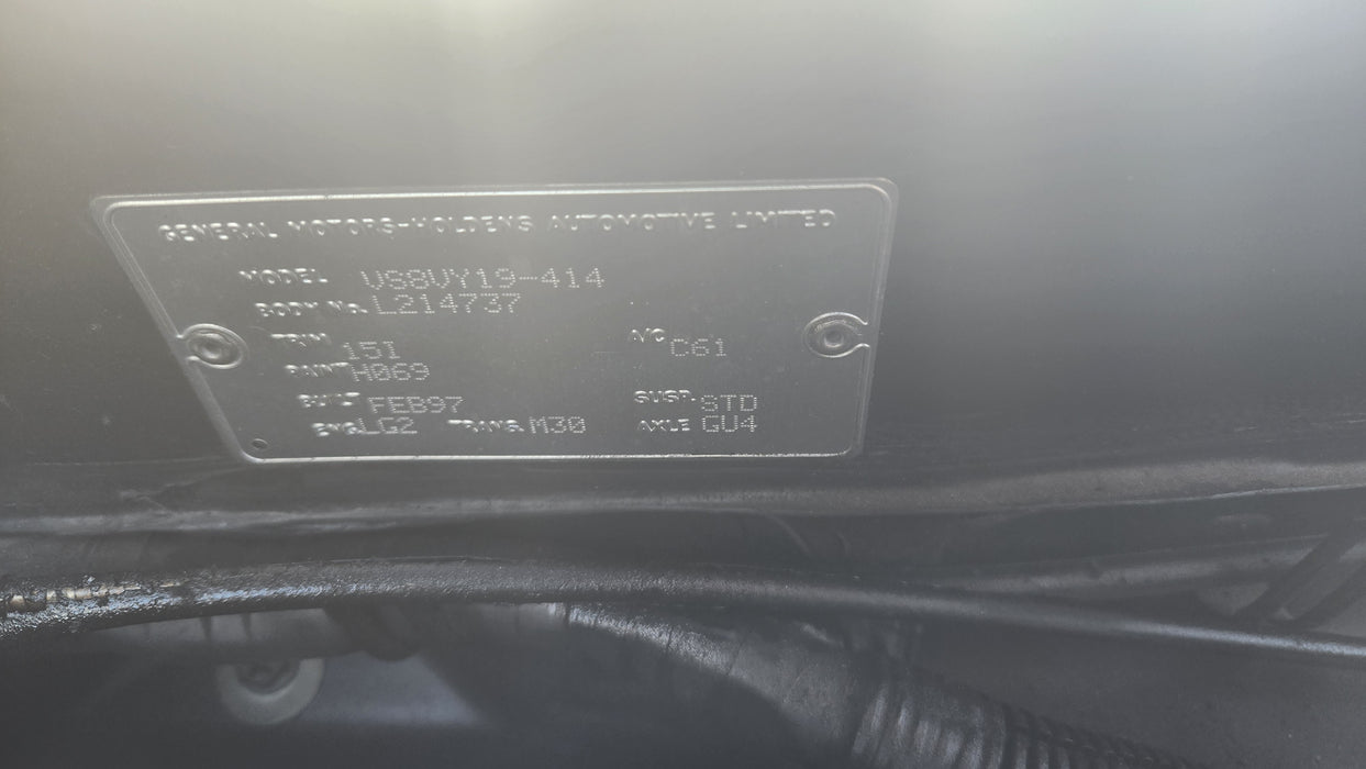 A089 - VS HOLDEN STATESMAN - DRIVERS REAR DOOR - PAINT CODE SILVER ICE MKII METALLIC #H069