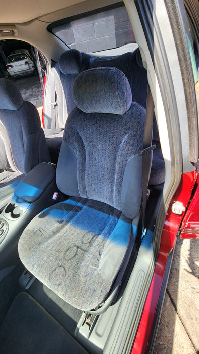 A098 - VT,VX,VY.VZ HOLDEN COMODORE SEDAN - Seatbelt Passengers Front