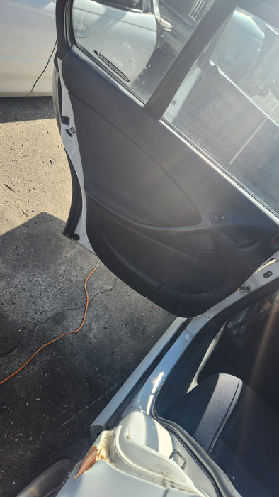 A100 - VZ SV6 Holden Commodore Sedan - Doorcard Set of 4 (powered windows)