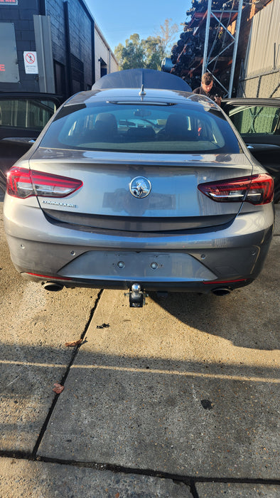 A107 - ZB HOLDEN COMMODORE SEDAN/HATCH - Hatchback