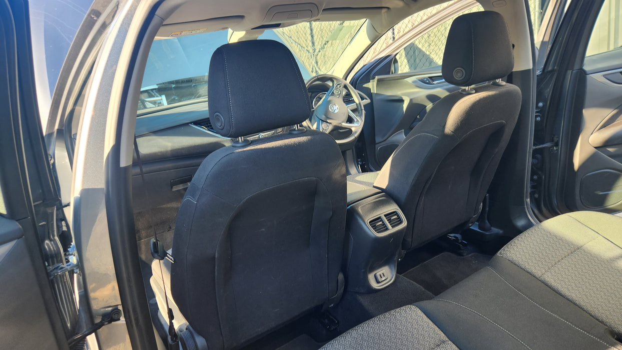 A107 - ZB HOLDEN COMMODORE SEDAN/HATCH - Passenger Front Seat with Seatbelt stalk