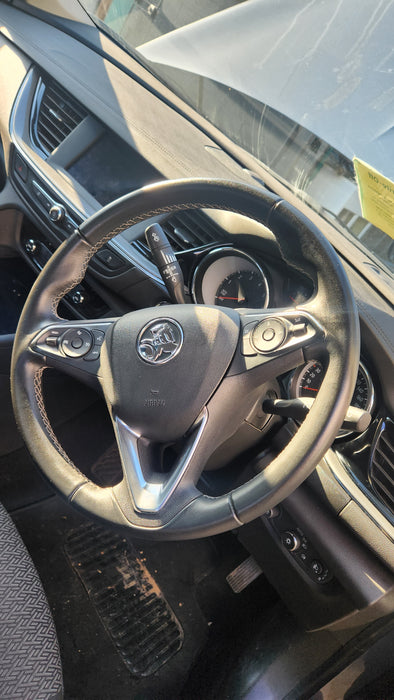 A107 - ZB HOLDEN COMMODORE - Horn