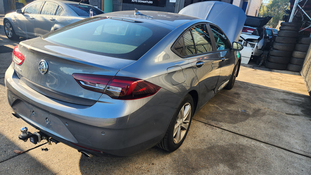 a107 - ZB Holden Commode ENGINE PETROL, 2.0 TURBO 36,754kms Vin# W0VZM6EC4L1027935