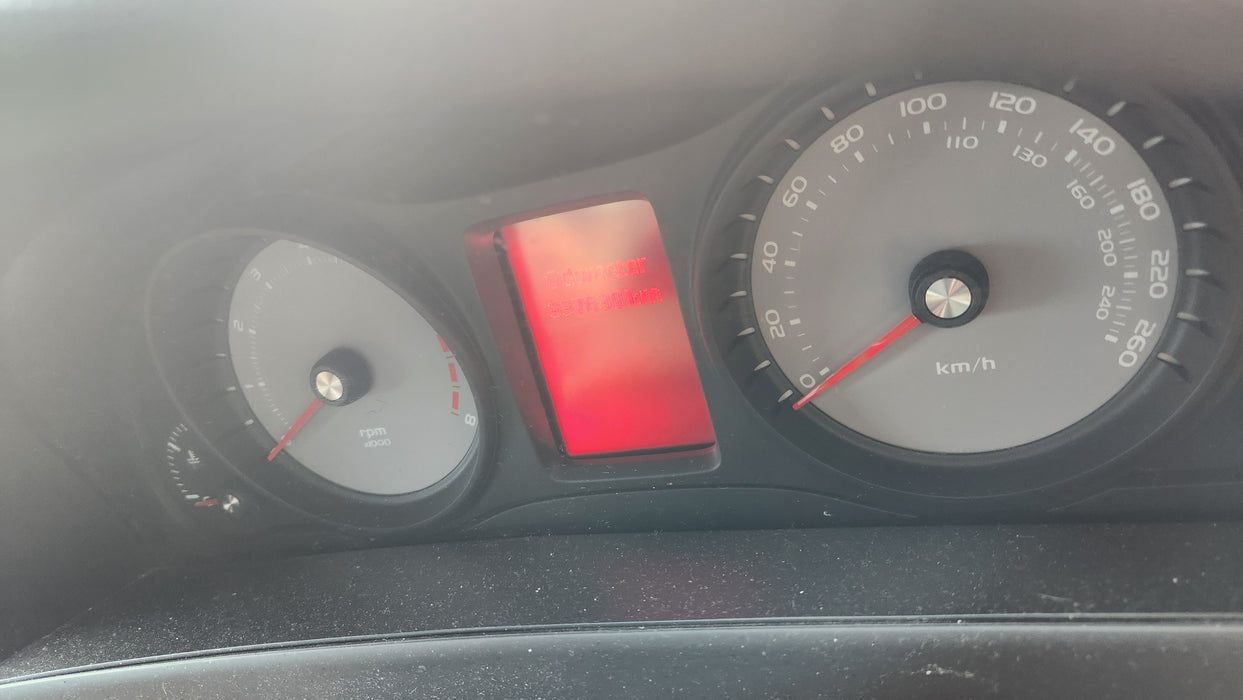 A116 - VE Holden Commodore (2007) SERIES I - V6 Auto Cluster LY7 - 336, xxxkm (LVL 1 AGN) P/N: 92199365