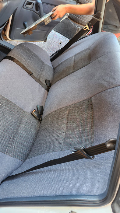 A121 - VP Holden Commodore Sedan - Driver Rear Seatbelt - Trim: #23i