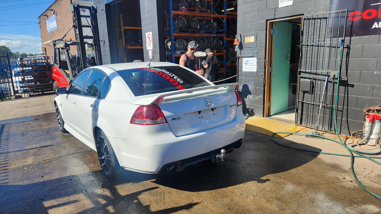 A128 - VE HOLDEN COMMODORE SV6 - Rear Bar - HERON WHITE #679F