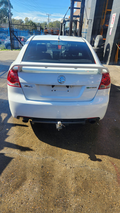 A128 - VE HOLDEN COMMODORE SV6 - Rear Bar - HERON WHITE #679F
