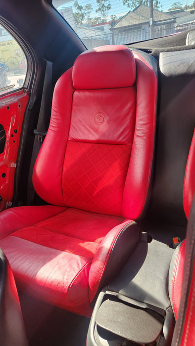 a129 - VT, VX , VY , VZ HOLDEN COMMODORE SEDAN - Seatbelt Passenger Rear (Black)