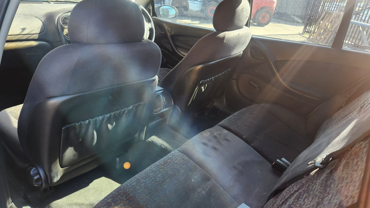 A134 - VX,VT,VY,VZ, HOLDEN COMMODORE SEDAN - Seatbelt with buckle - Centre Rear (Black)