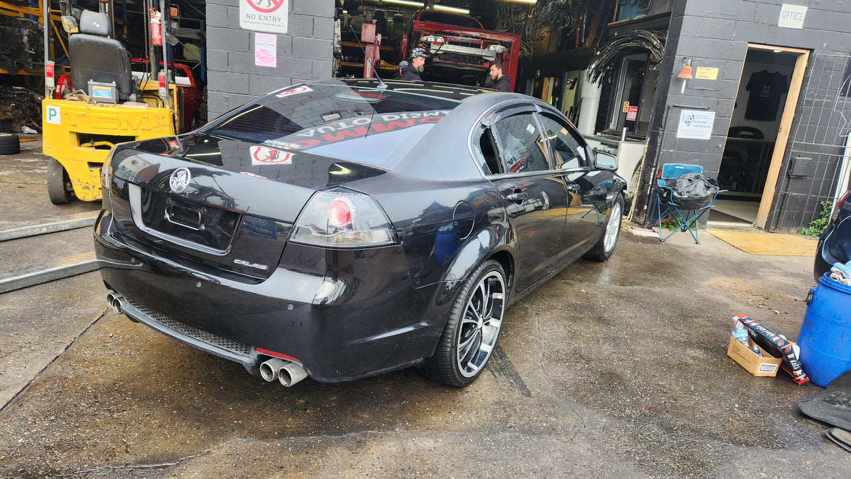 A143 - VE Holden Calais SERIES I (2007) - V6 Auto Cluster - 185, 454km (LVL 3 CCM) P/N: 92204367