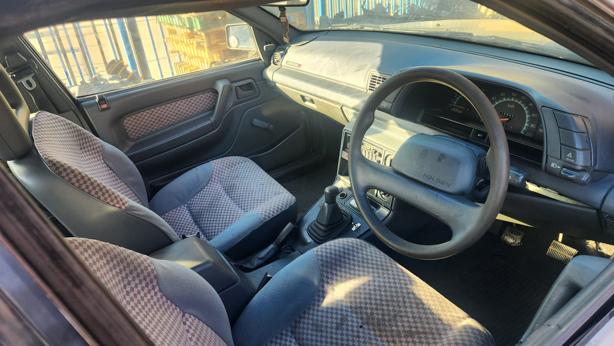 A144- Vn Holden Commodore Bt1 -  Heater Box