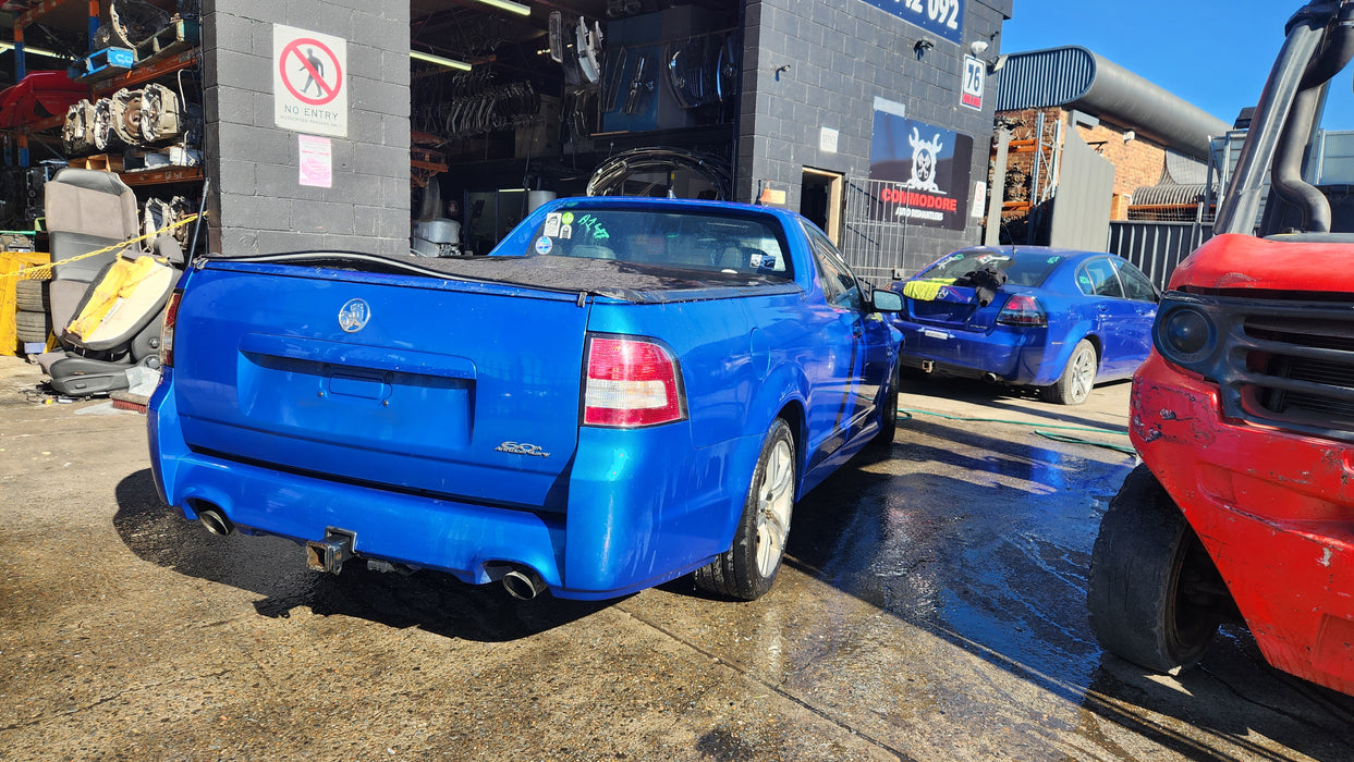 A147 - VE Holden Commodore - Door Passenger's (Front) Voodoo Blue #608R