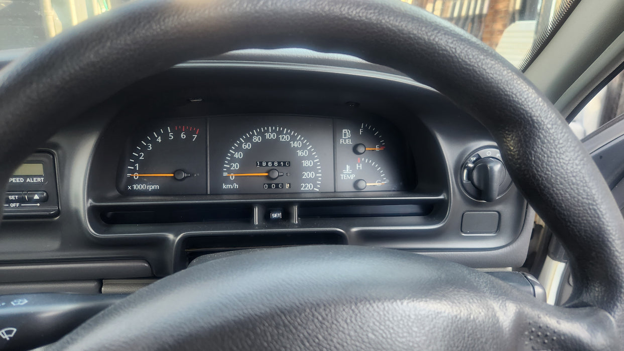 A162 - VS Holden Commodore SII (1997) - V6 Auto Cluster LG2 - 196, 610kms (SG) P/N: 92053365
