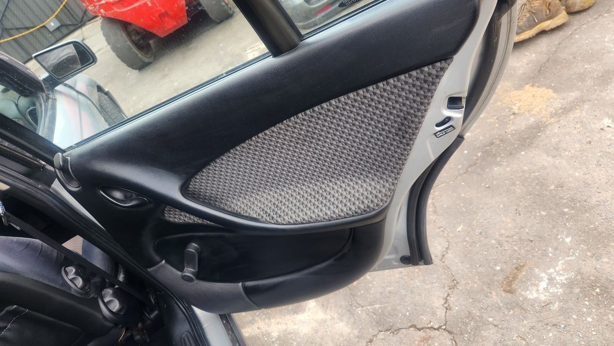 A165 - Vy Holden Commodore Executive Sedan - Doorcard Set (wind up windows)