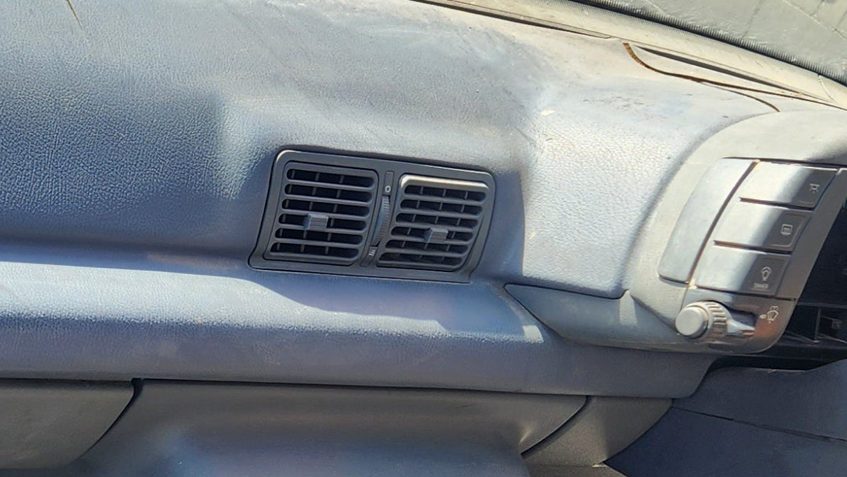 A169 - VN Holden Commodore Sedan - Centre Dash Air Vent Trim #16i